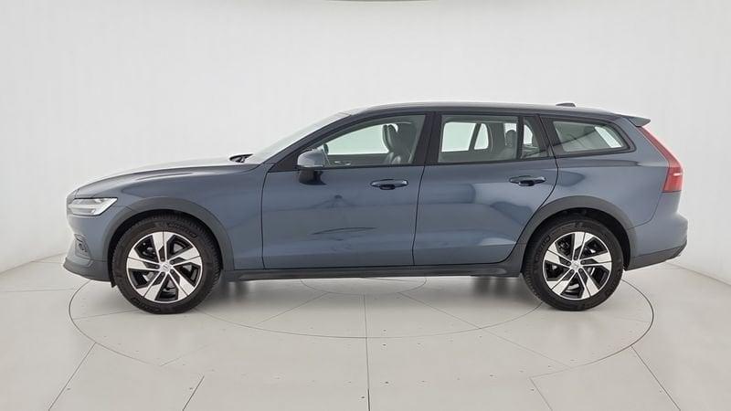 Volvo V60 Cross Country Cross Country D4 AWD Geartronic Business Plus