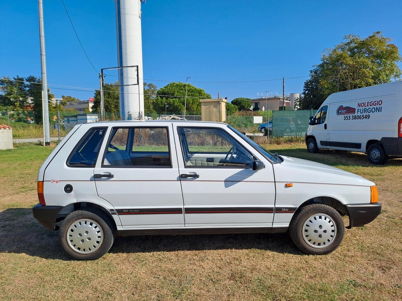 FIAT UNO STING 9.0 Benzina