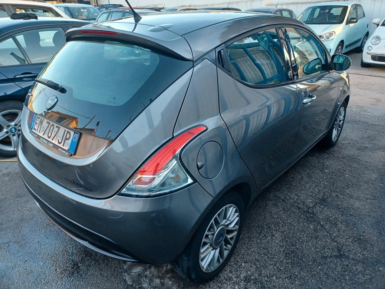 Lancia Ypsilon 1.2 GPL ECOCHIC UNICO PROPRIETARIO
