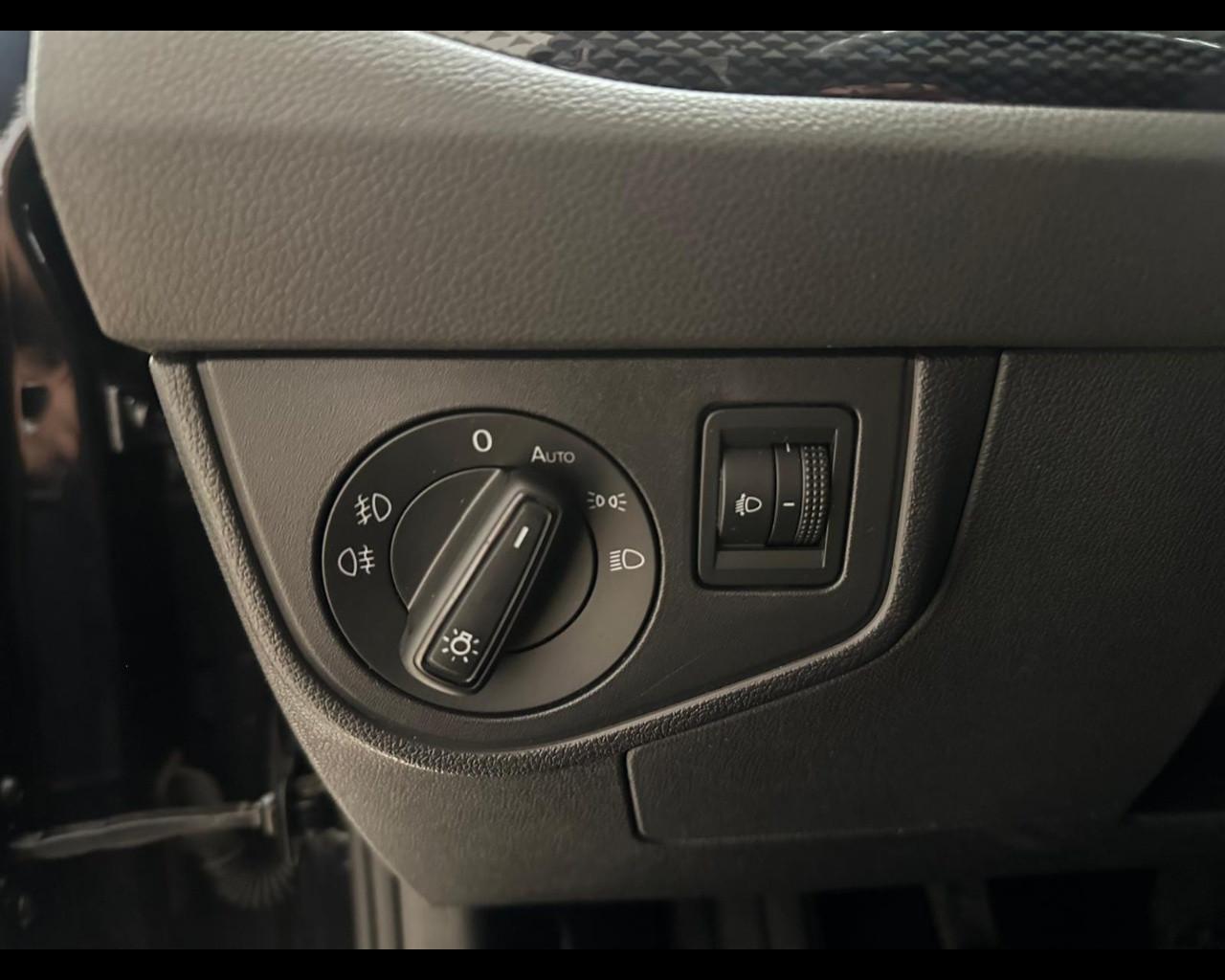 VOLKSWAGEN Polo 6ª serie - Polo 1.0 TSI Life