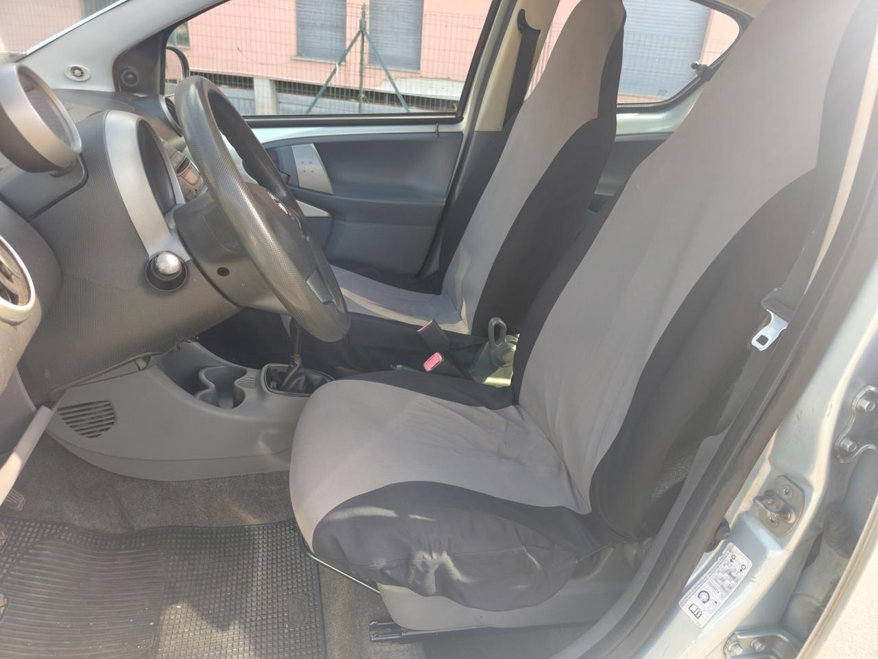 Toyota Aygo 1.0 Benz euro 4 5 porte Sol