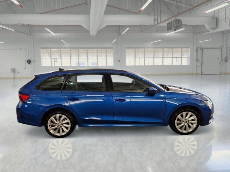 SKODA OCTAVIA 1.5 TSI M-HEV 110KW EXECUTIVE DSG STATION WAGON