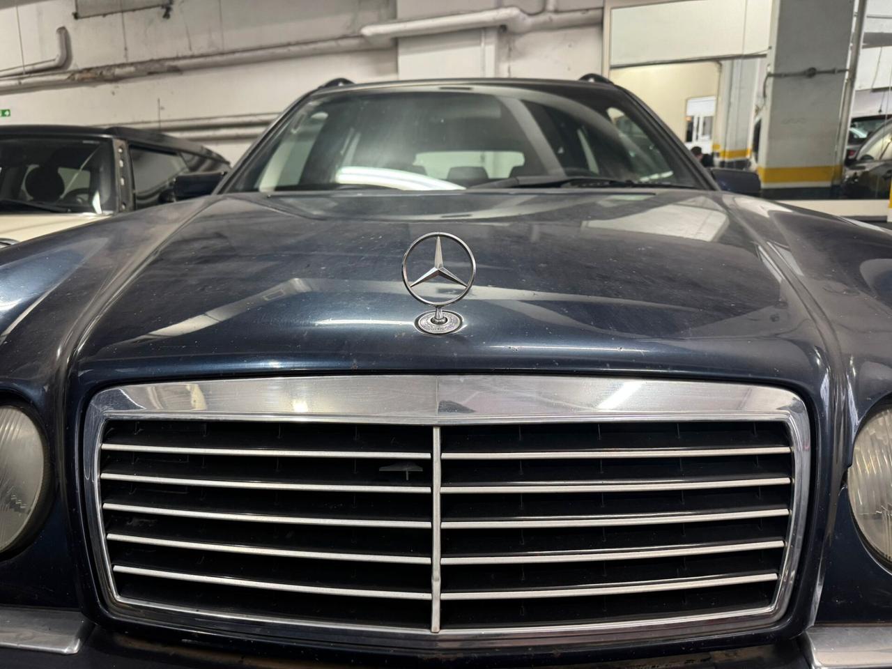 Mercedes-benz E 200 Kompressor cat S.W. Avantgarde