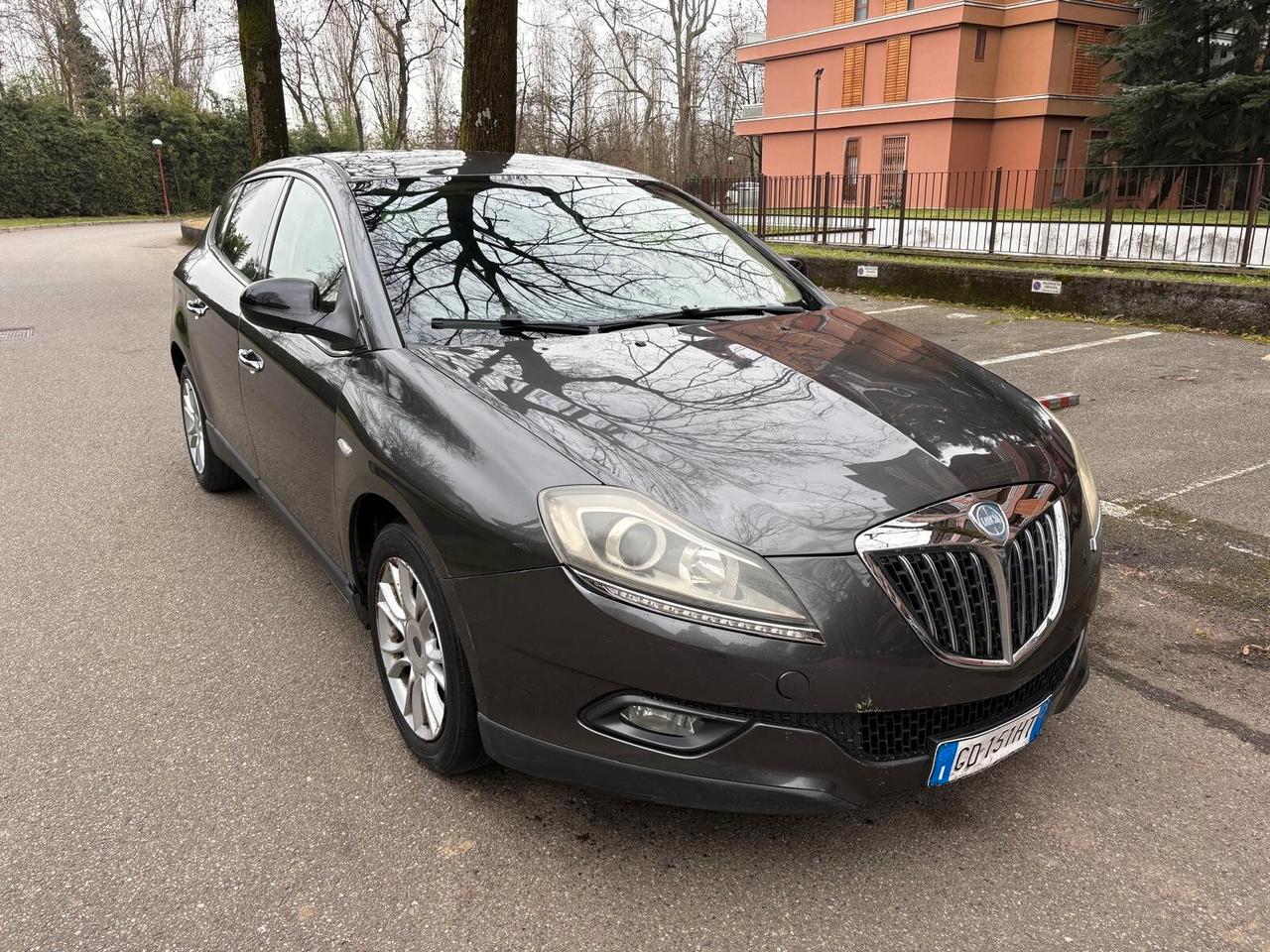 Lancia Delta 1.6 MJT DPF Platino