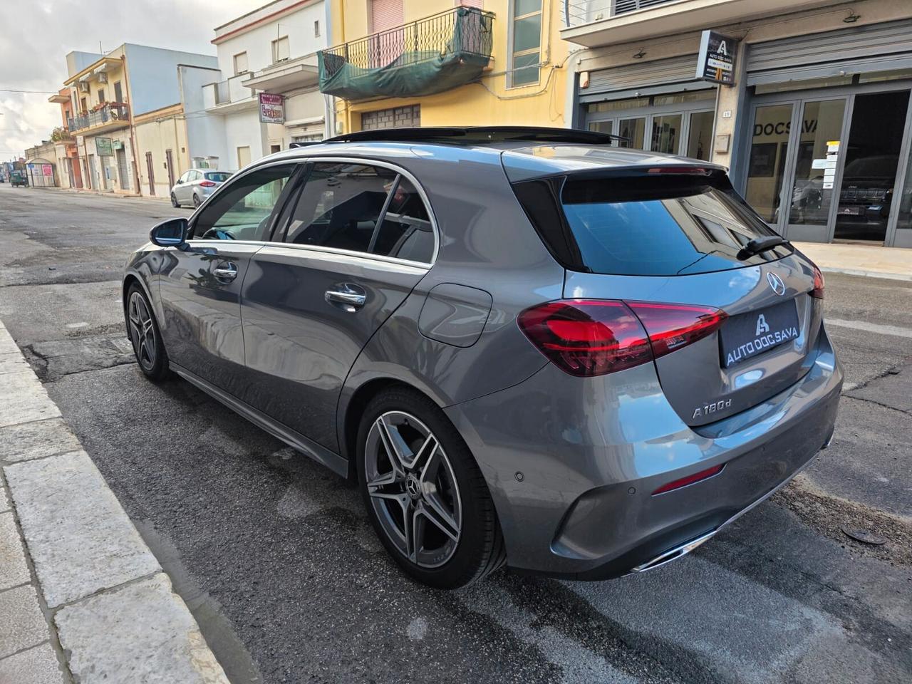 Mercedes A 180 d 1950 cc AMG/Premium/Tetto/Luci Ambiente...