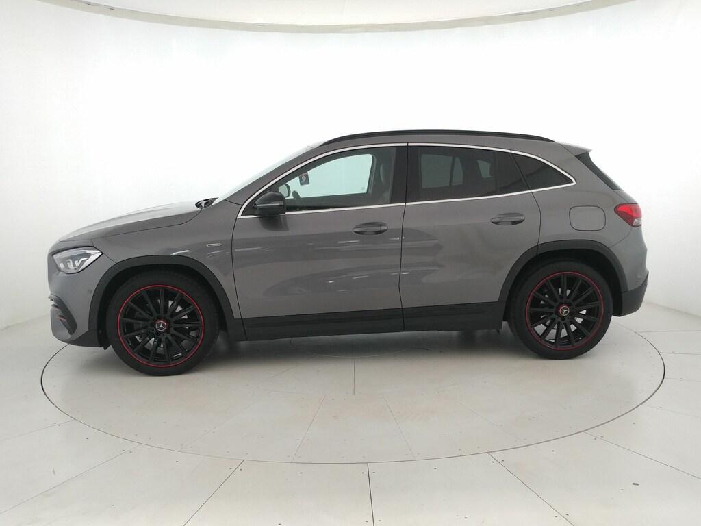 Mercedes GLA 200 200 Premium 7G-DCT