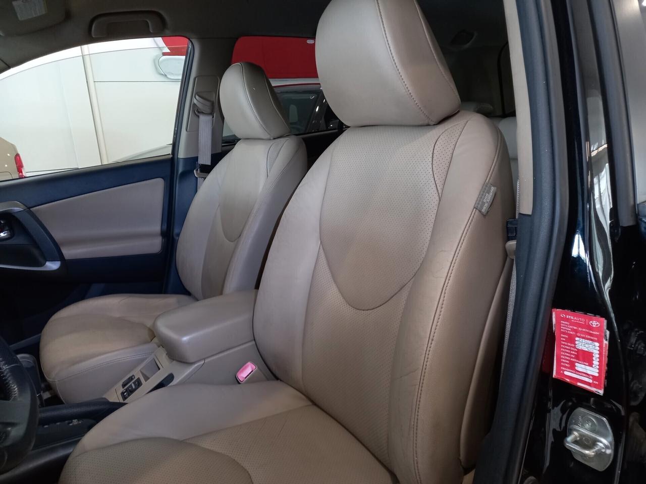 Toyota RAV 4 RAV4 Crossover 2.2 D-Cat A/T 150 CV Luxury