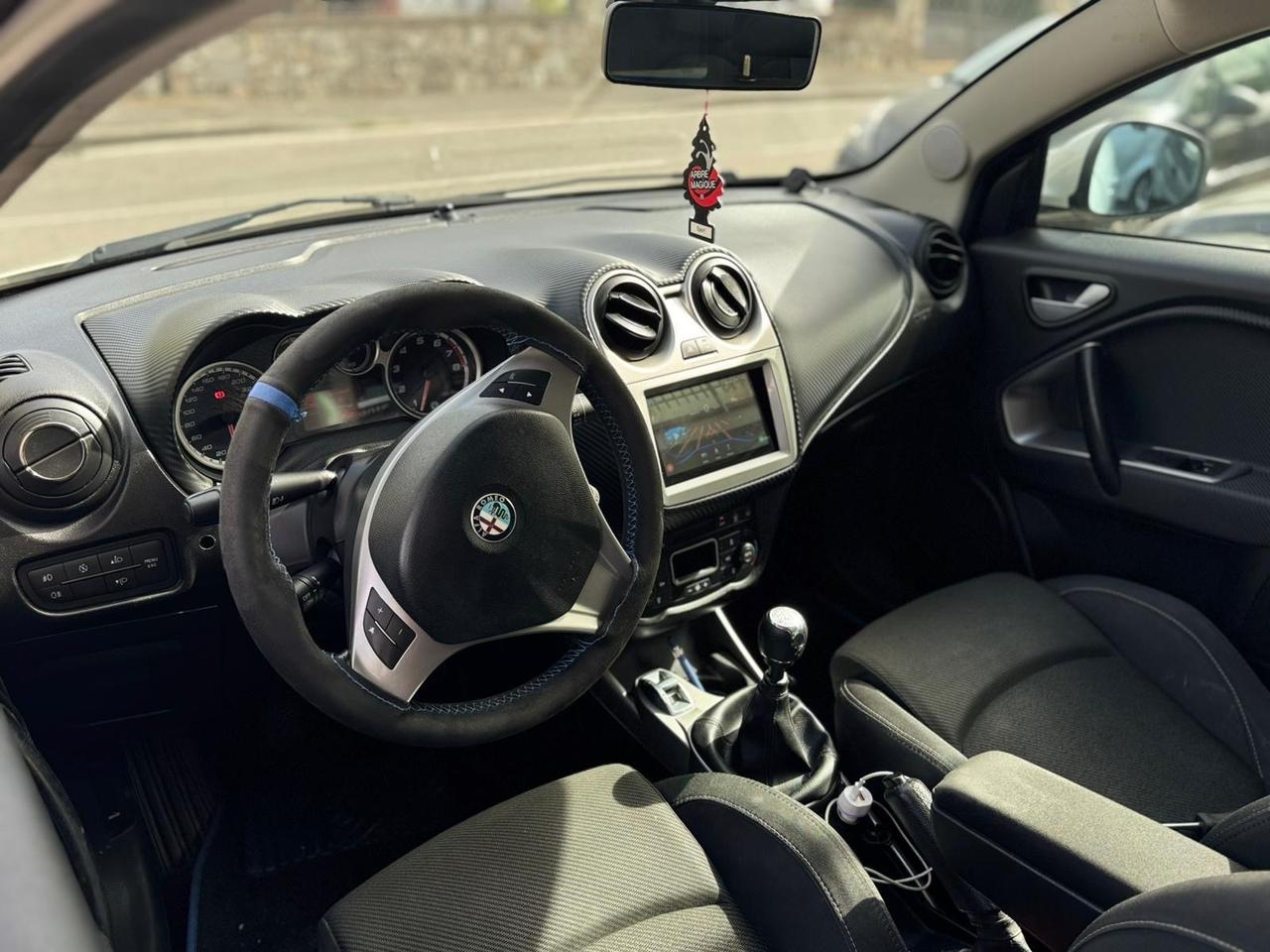 Alfa Romeo MiTo 1.4 105 CV M.air S&S Distinctive Sport Pack