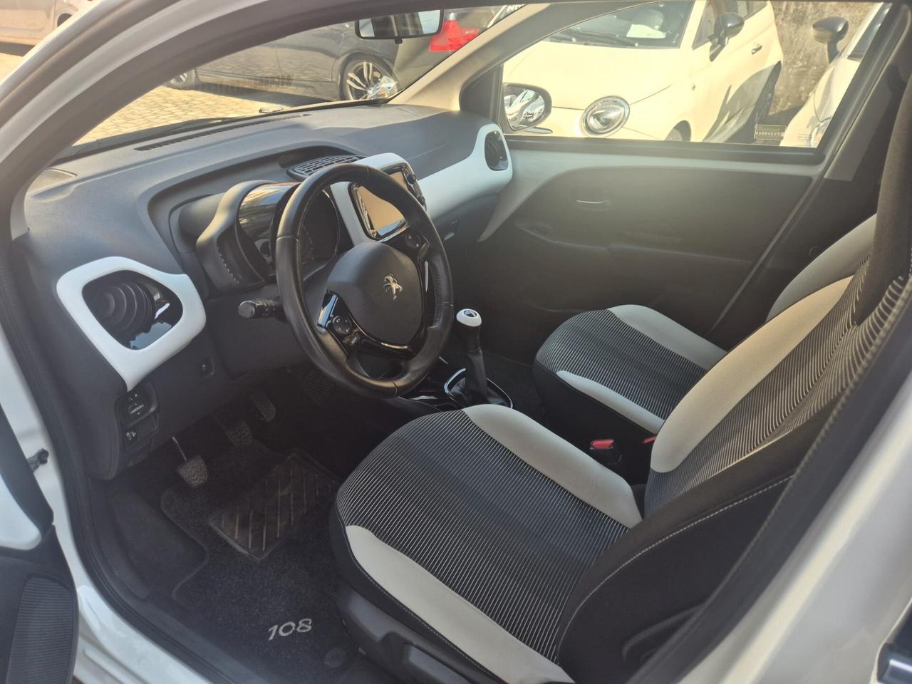 PEUGEOT 108 Decappottabile 5p 1.2 puretech Allure Top!