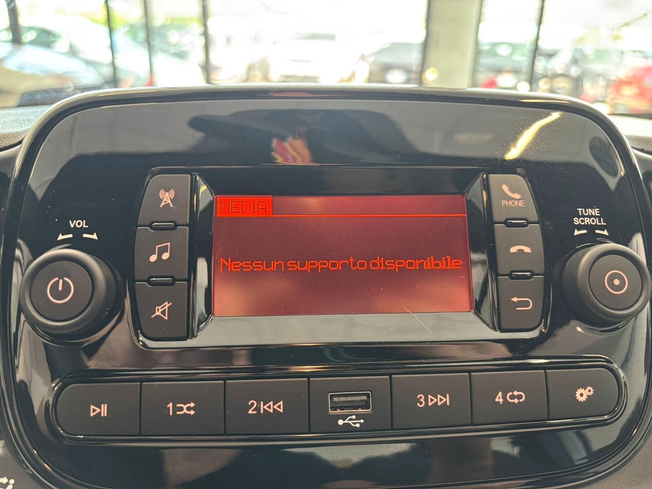 Fiat 500 1.0 Hybrid SPOTICAR
