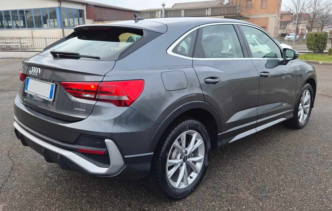 Audi Q3 35 TDI quattro S tronic