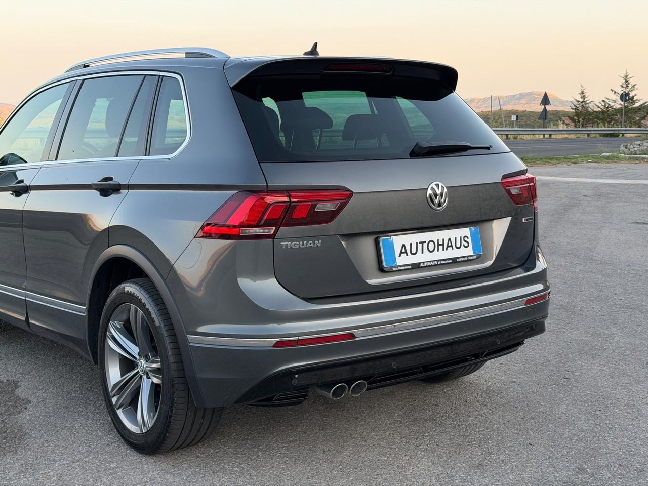 Volkswagen Tiguan 2.0 TDI 150cv DSG 4MOTION R-Line