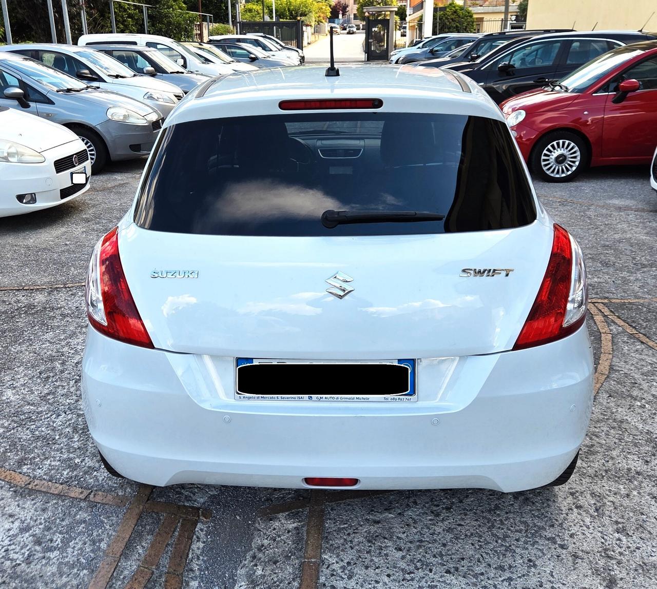Suzuki Swift 1.3 DDiS FULL NAVI SENSORI TETTO GARANZIA