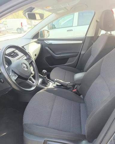 Skoda Octavia Wagon 1.6 tdi Executive 110cv my16