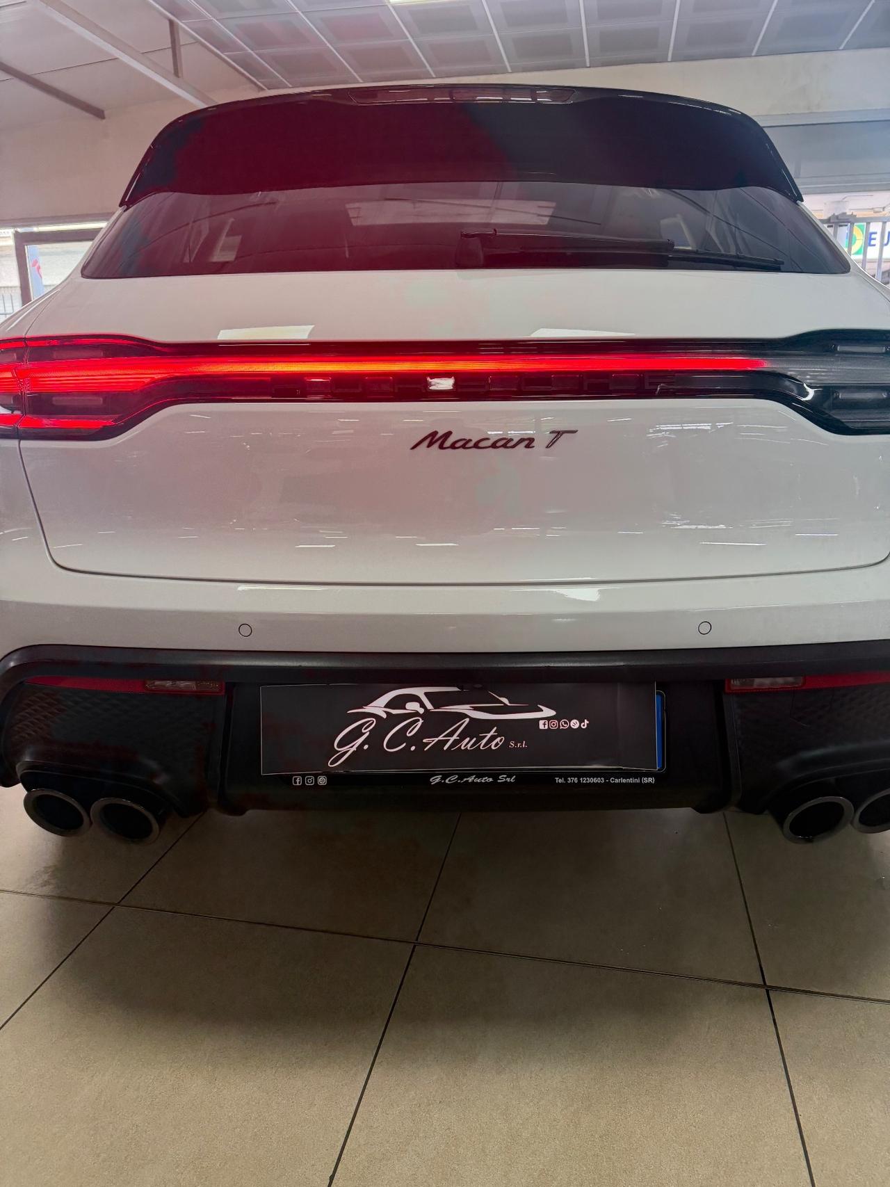 Porsche Macan 2.0 T 265CV KM 55.000