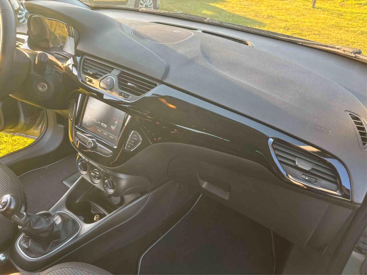 Opel Corsa 1.4 90CV GPL Tech 5 porte