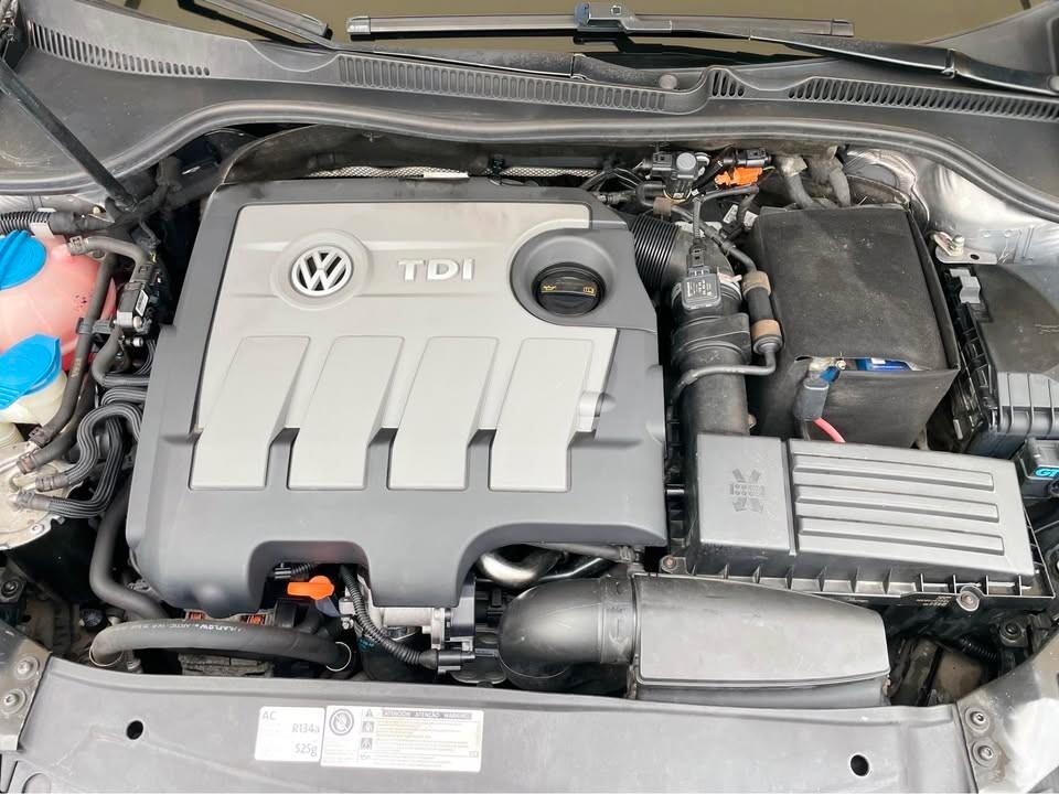Volkswagen Golf 1.6 TDI DPF 5p. Highline