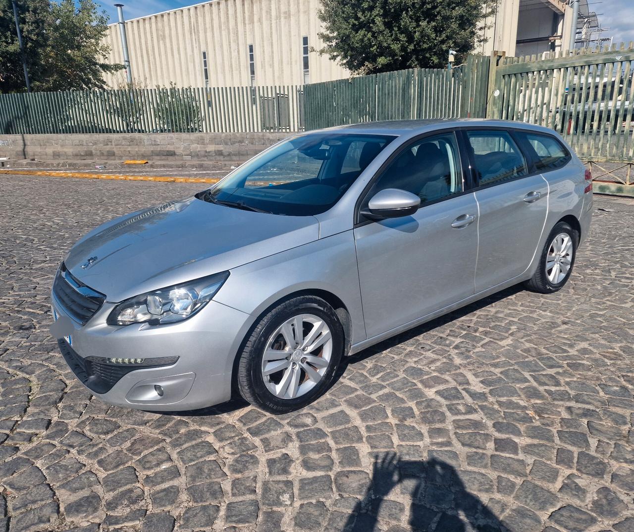 Peugeot 308 BlueHDi 120 S&S SW Business