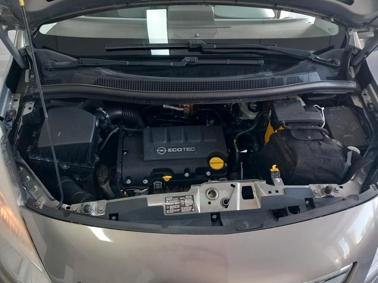 Opel Meriva 1.4 cosmo gpl