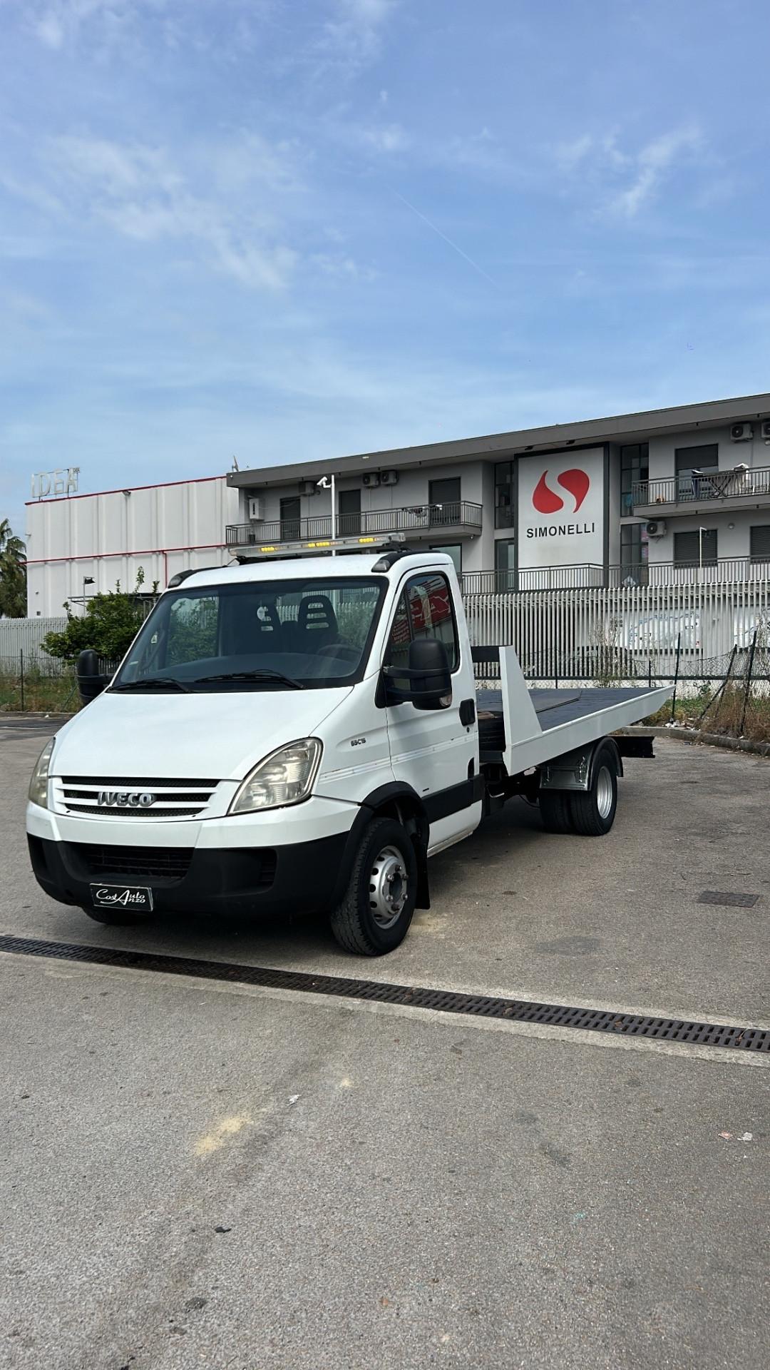 Iveco Daily 3000cc 65C15 Carroattrezzi Scarrabile 2011