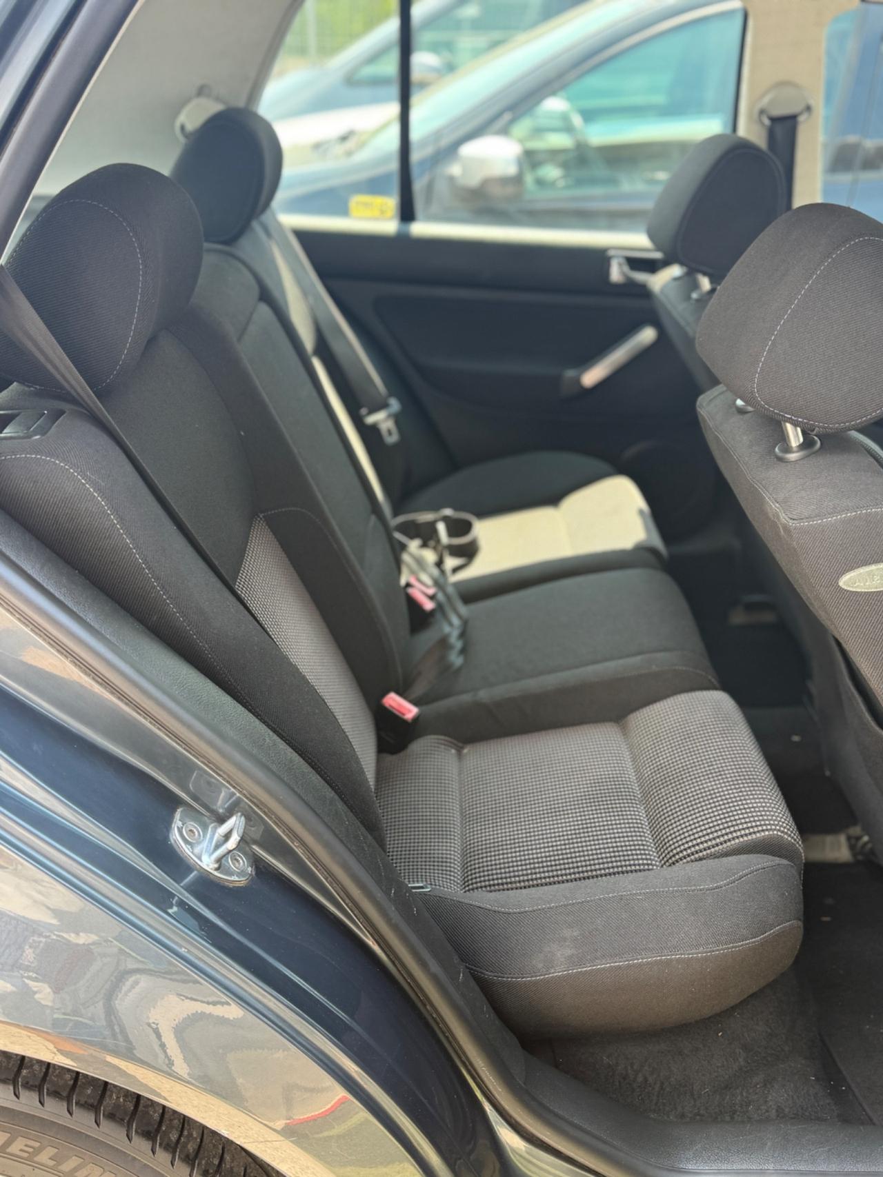 Volkswagen Golf 1.4 16V 5p. Trendline