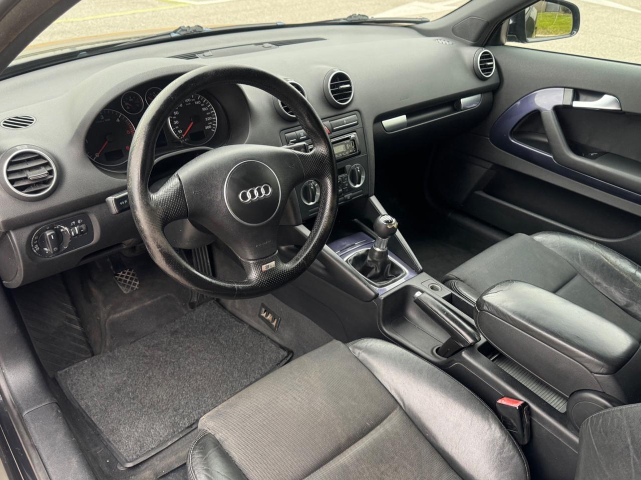 Audi A3 2.0 TDI 140cv S-Line