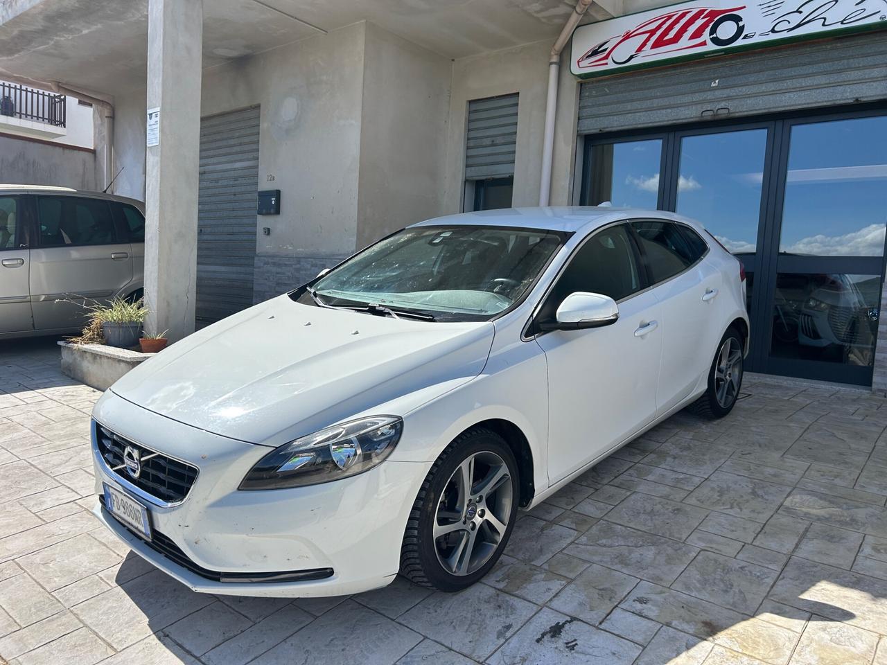 Volvo V40 2.0 120 cv D2 UNICOPROP.