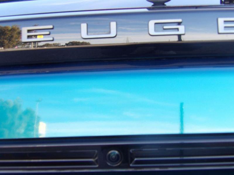 Peugeot 2008 1.2 VTi 82CV Allure