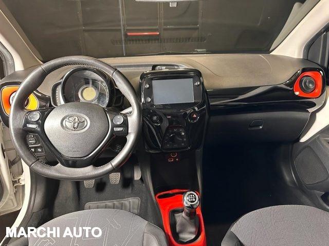 TOYOTA Aygo 1.0 VVT-i 72 CV 5 porte x-wave orange