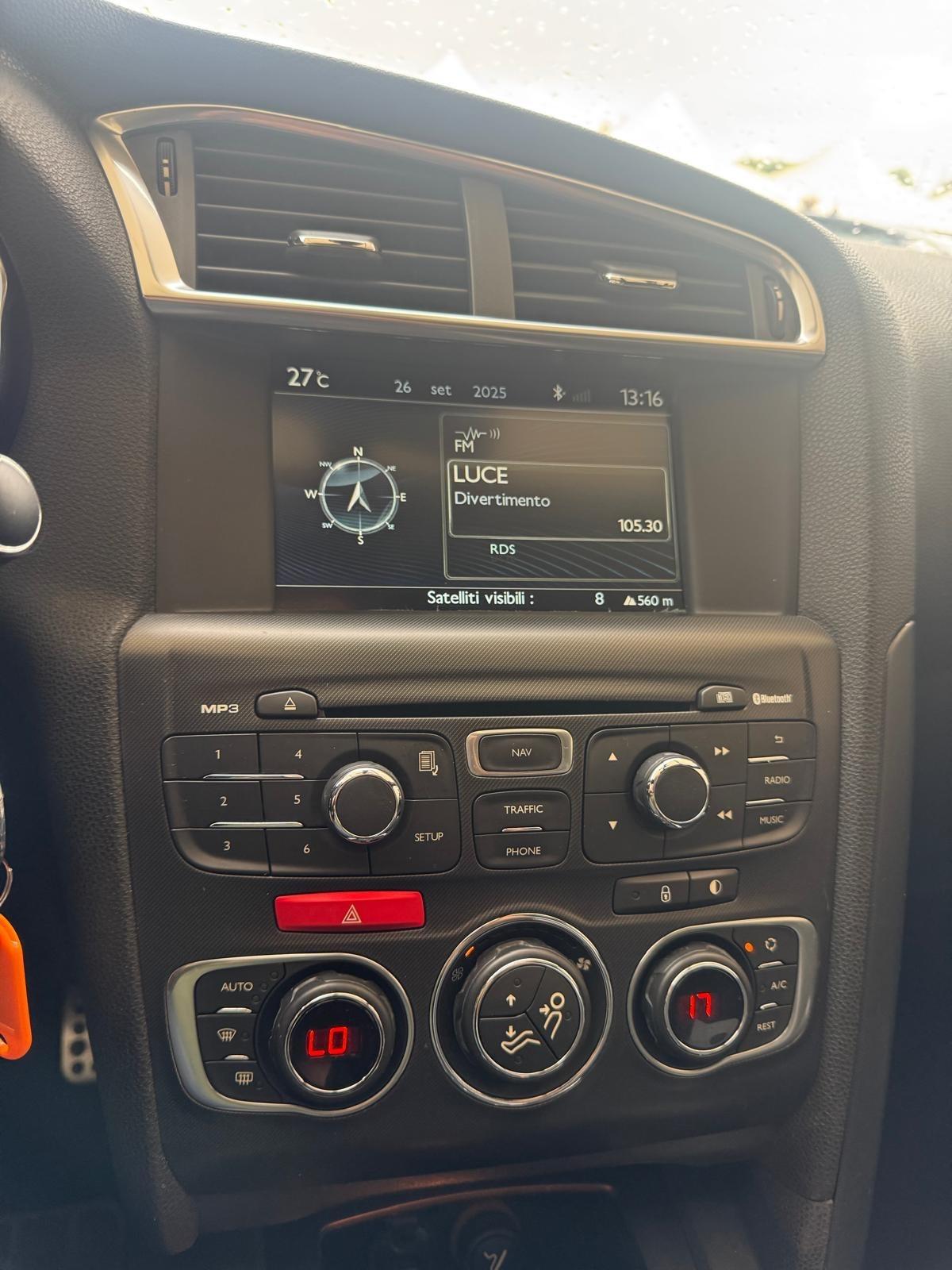 Citroen DS4 DS 4 1.6 e-HDi airdream Just Matt