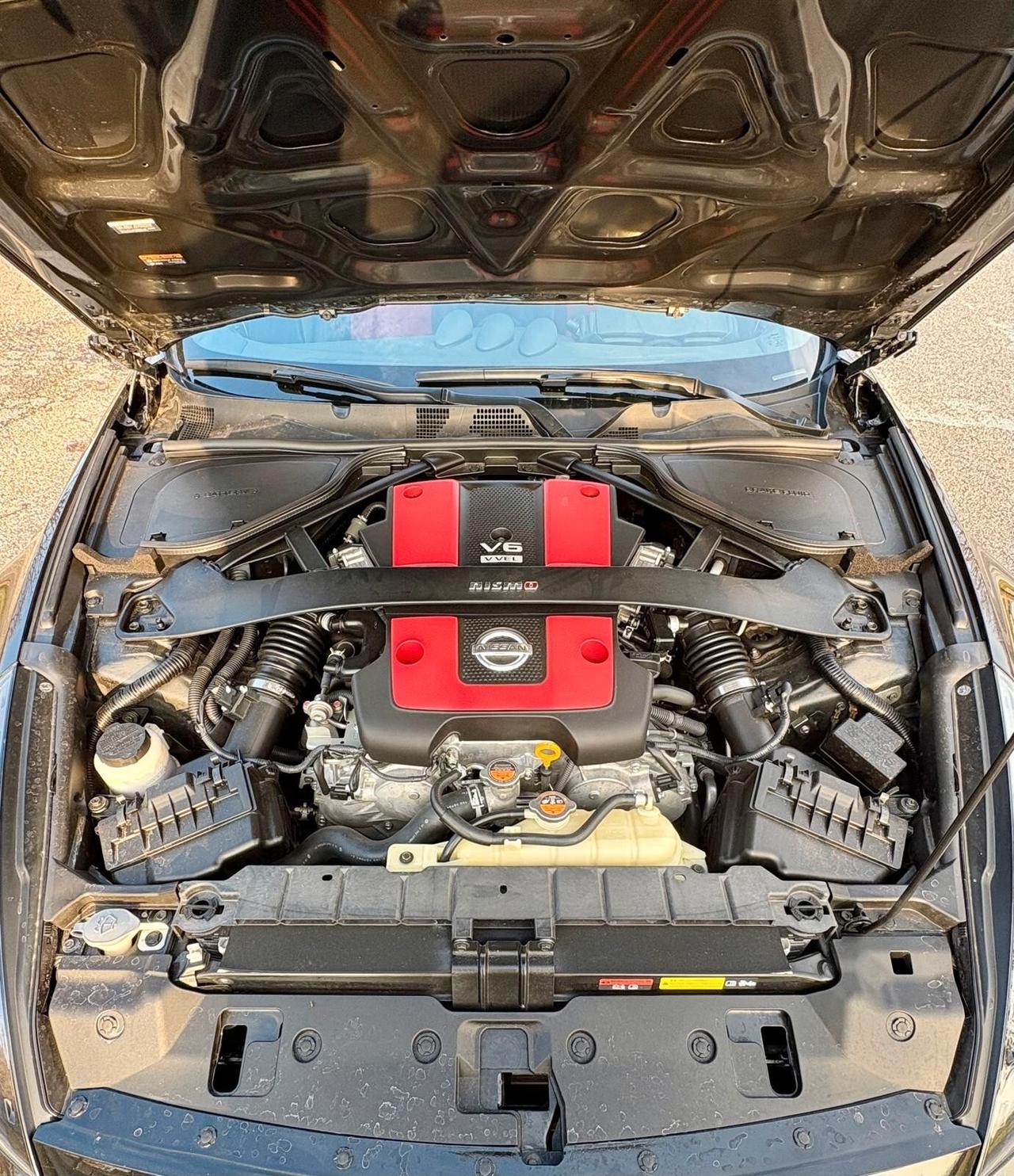 Nissan 370Z Coupé 3.7 V6 Nismo