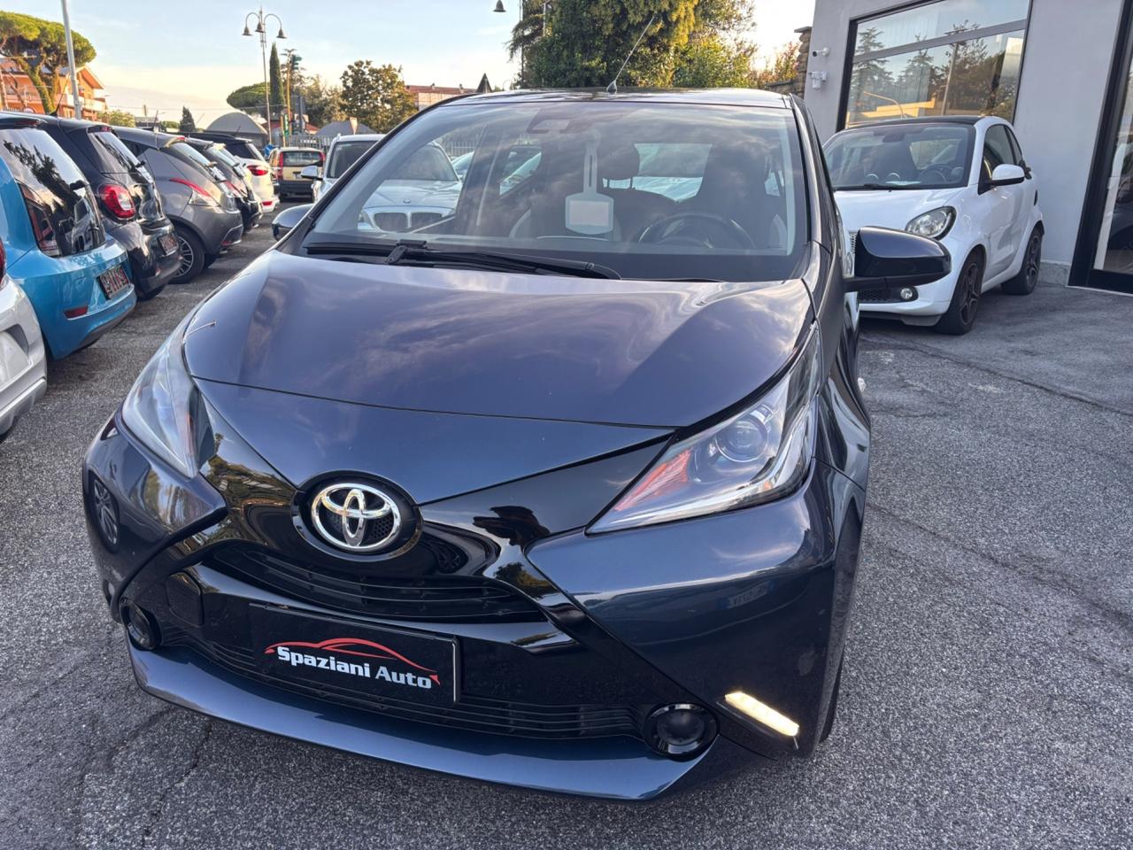 *TOYOTA AYGO 1.0 69 CV X-COOL - 2017 - 77.000 KM*