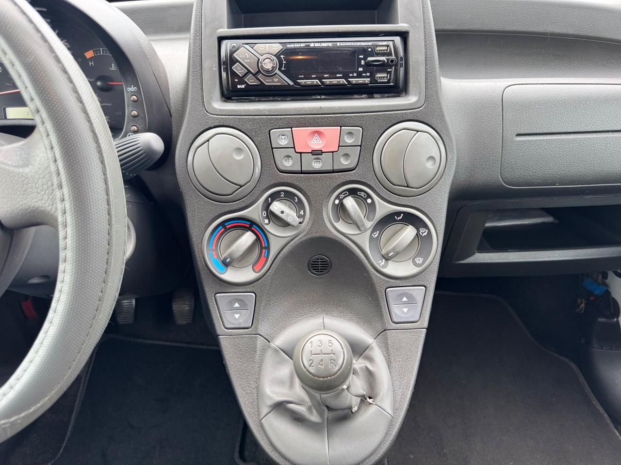 Fiat Panda 1.1 Active Benzina 54cv Neopatentati 2006