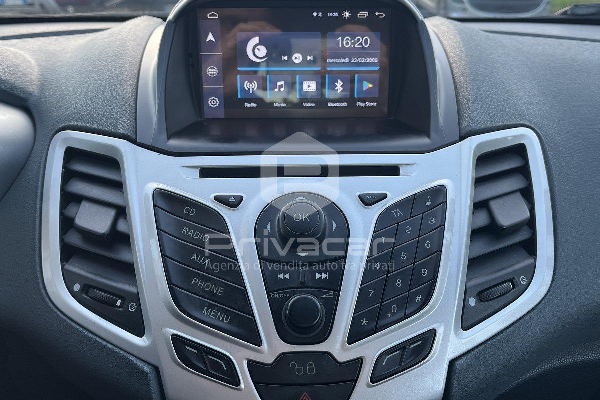 FORD Fiesta 1.4 TDCi 68CV 3 porte Titanium