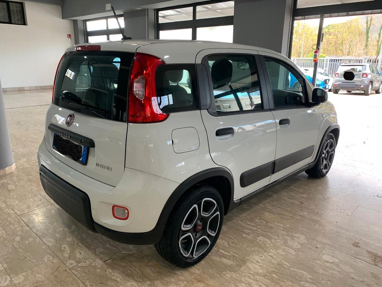 Fiat Panda 1.0 GSE S&S Hybrid Street Van 4 posti