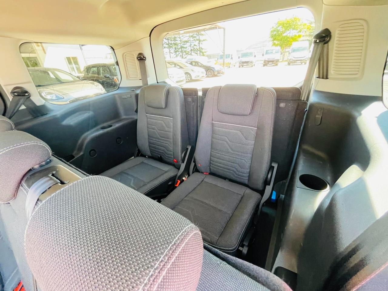Ford Tourneo Connect7 1.5 TDCi 120 CV Titanium
