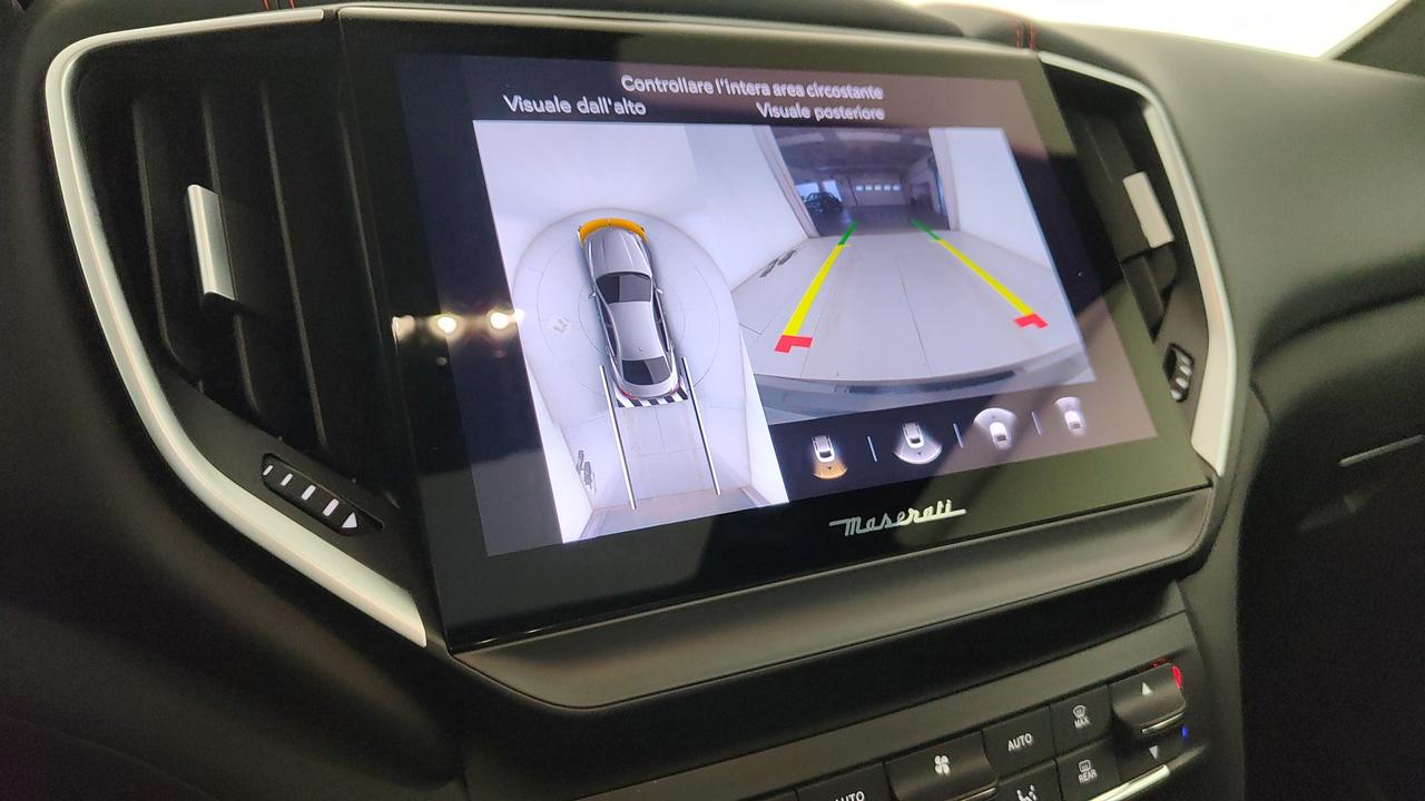 MASERATI Ghibli 3.0 V6 Modena 430cv awd auto