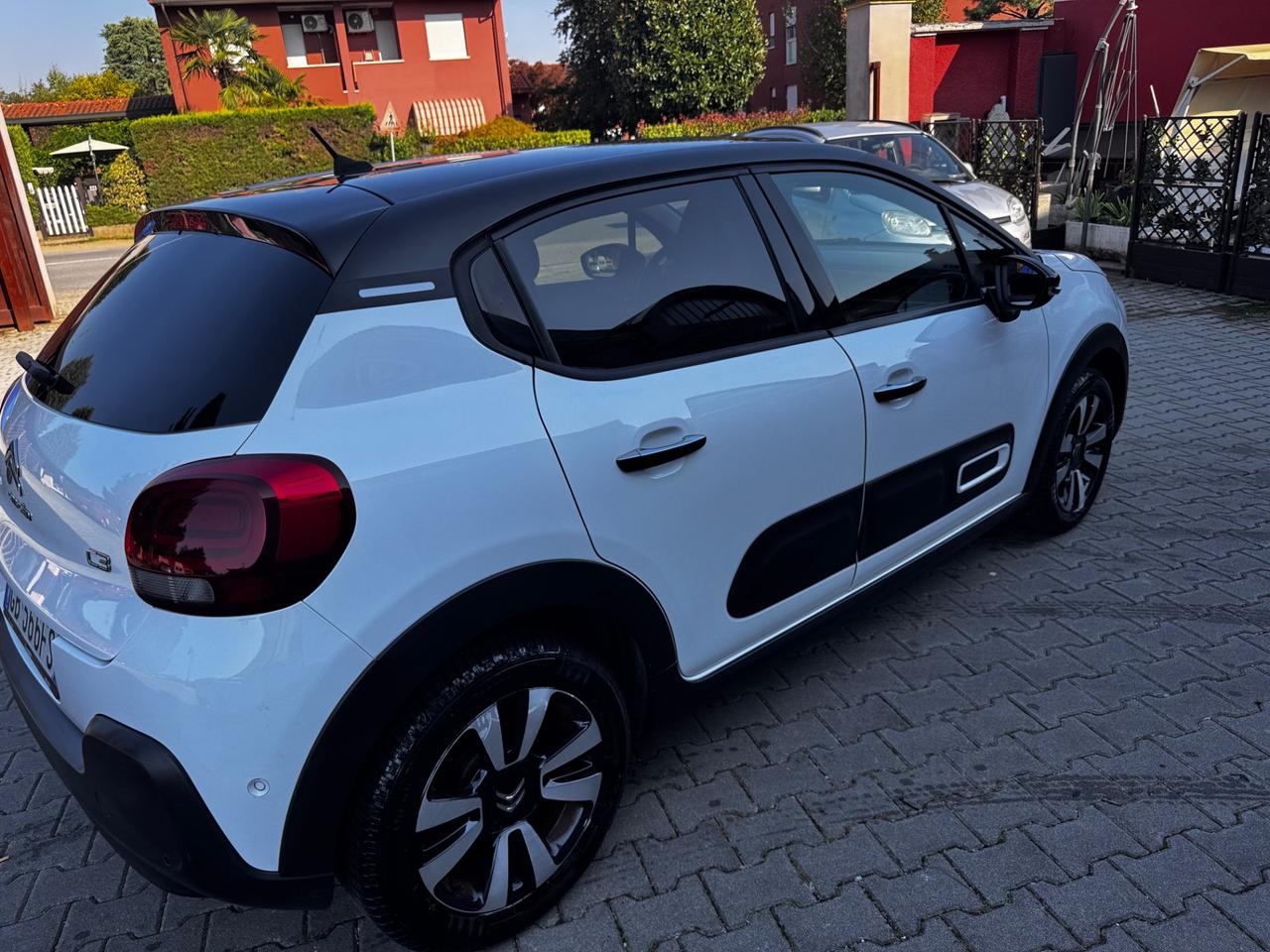 Citroen C3 PureTech 110 S&S Shine Pack neopatentati