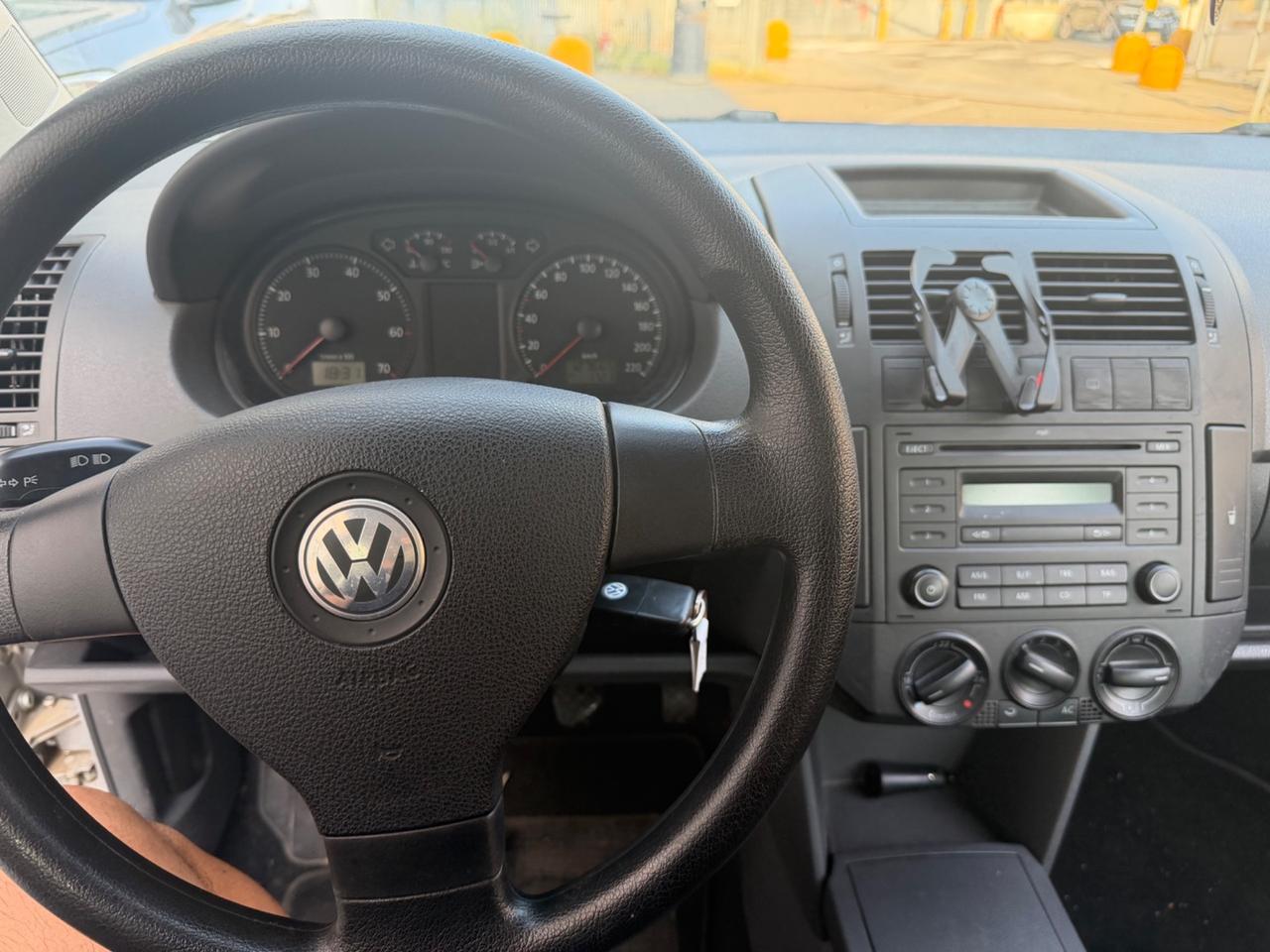 Volkswagen Polo 1.4/80CV 16V 5p. Comfortline