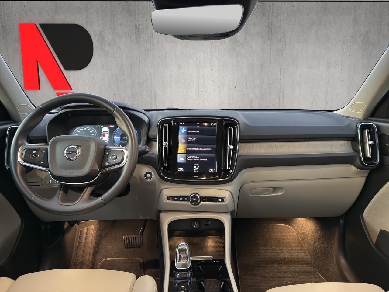 Volvo XC40 T5 Recharge Plug-in Hybrid Inscription