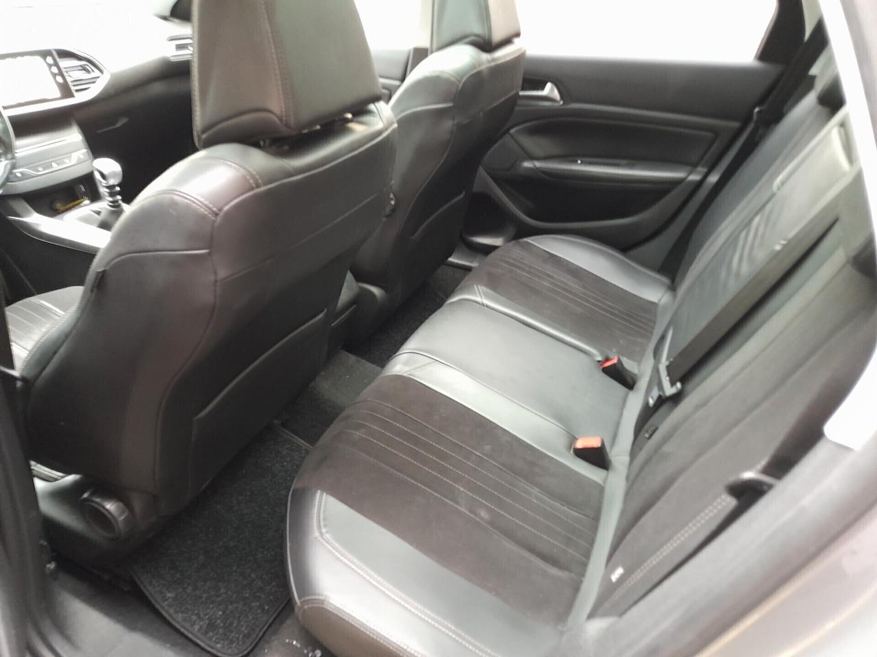 Peugeot 308 1.6 e-HDi 115 CV Stop&Start SW Allure