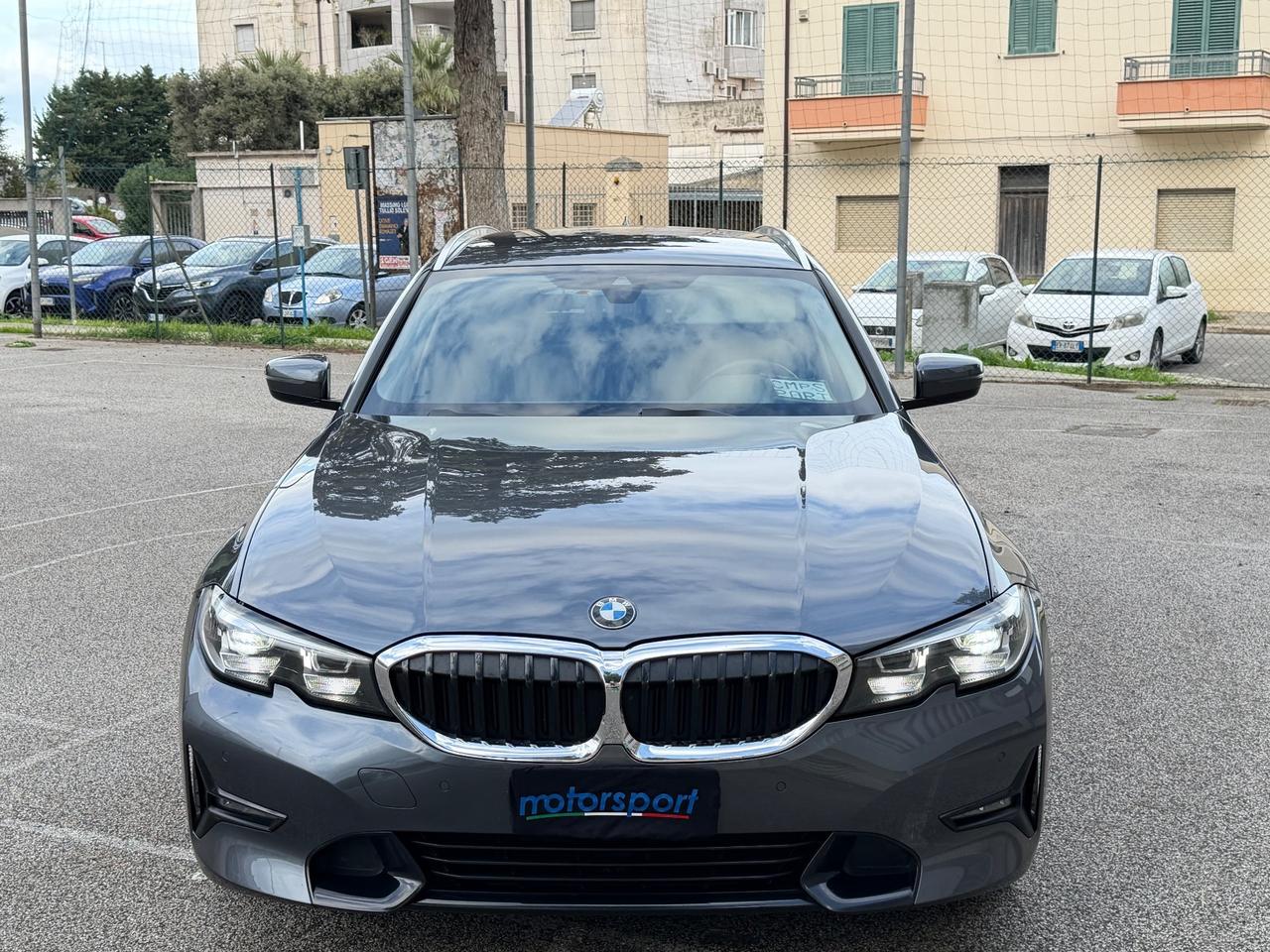 Bmw 320d Sport 190 cv lights ambient + virtual