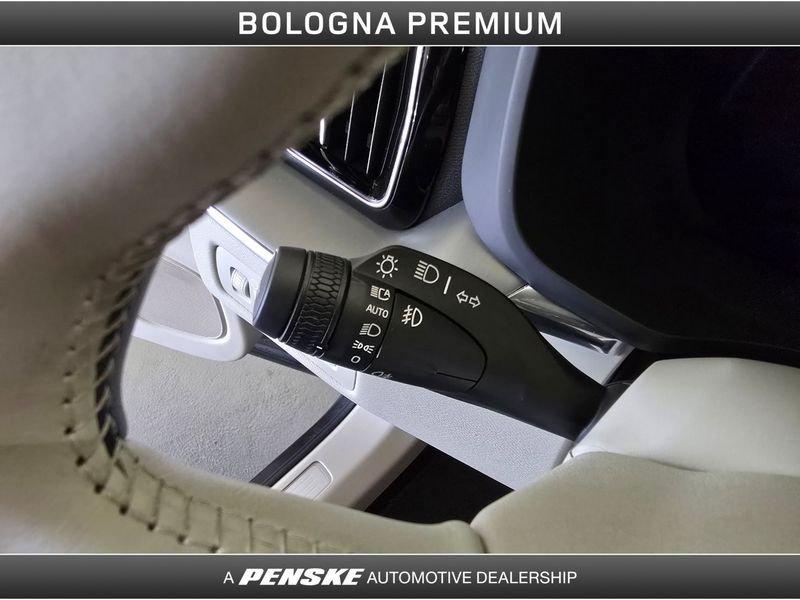 Volvo XC60 B4 (d) AWD Geartronic Momentum Pro