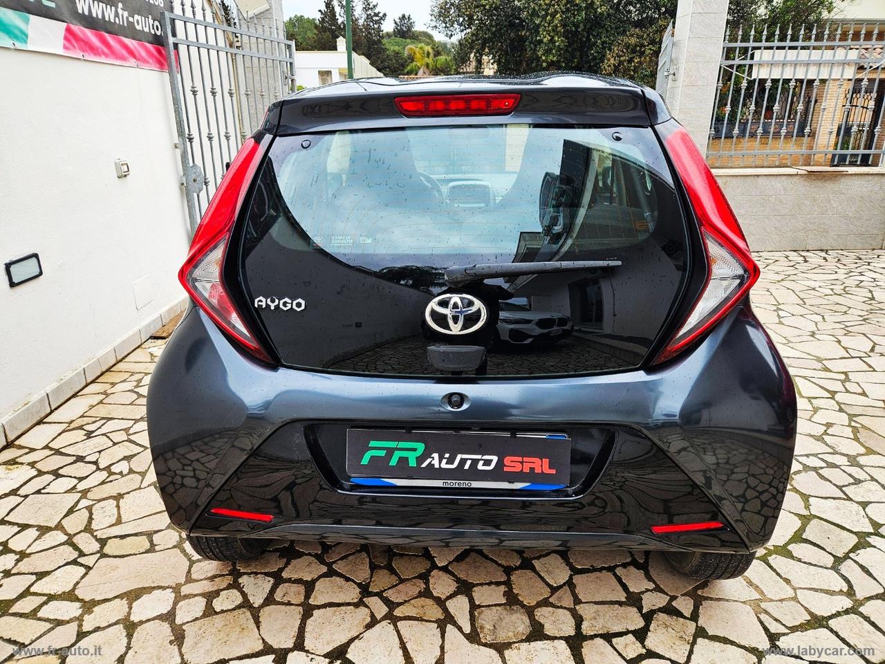 TOYOTA Aygo 1.0 VVT-i 72 CV 5p. x-cite