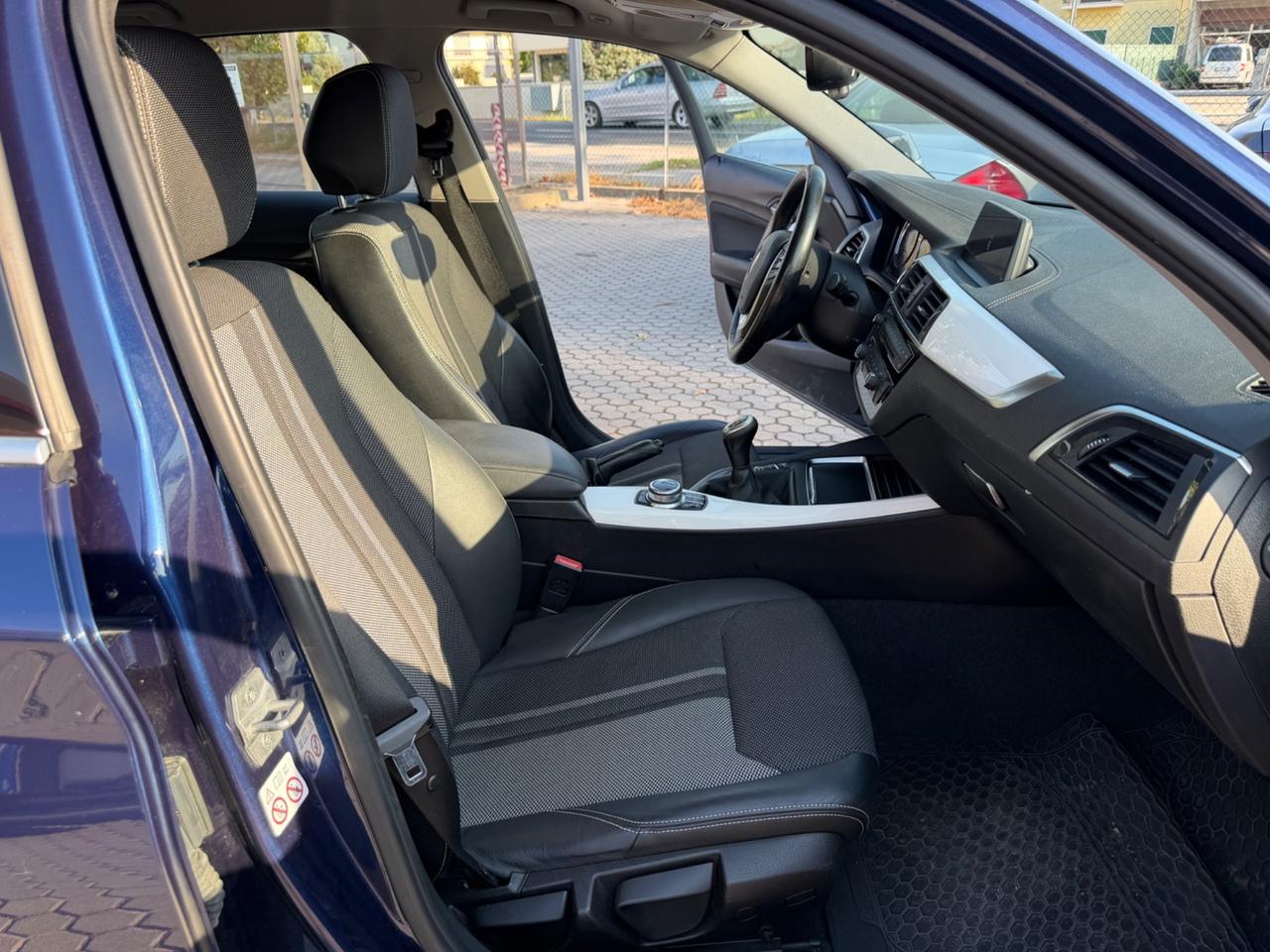 Bmw 120 120d 5p. Urban
