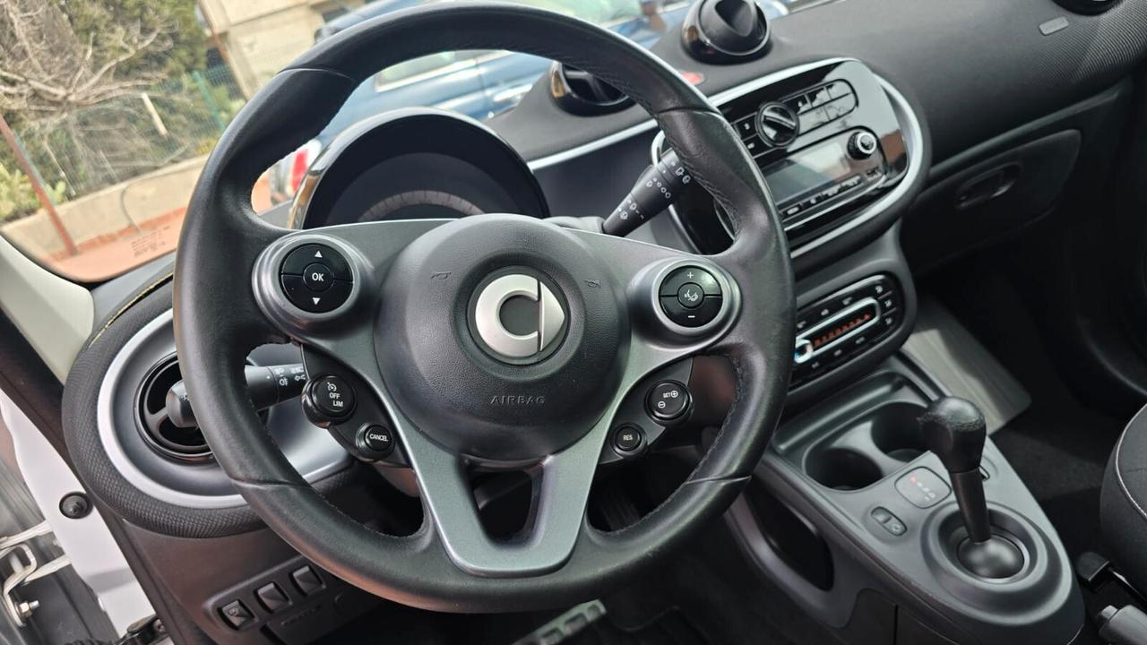 Smart ForFour 70 1.0 Passion