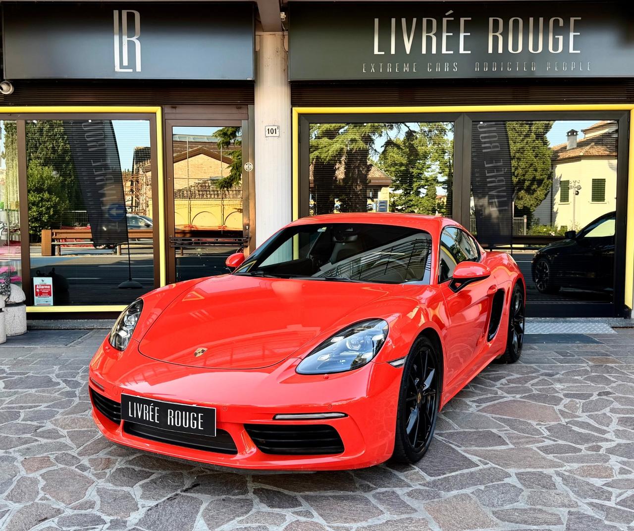 Porsche Cayman 718 2.0 300cv PDK