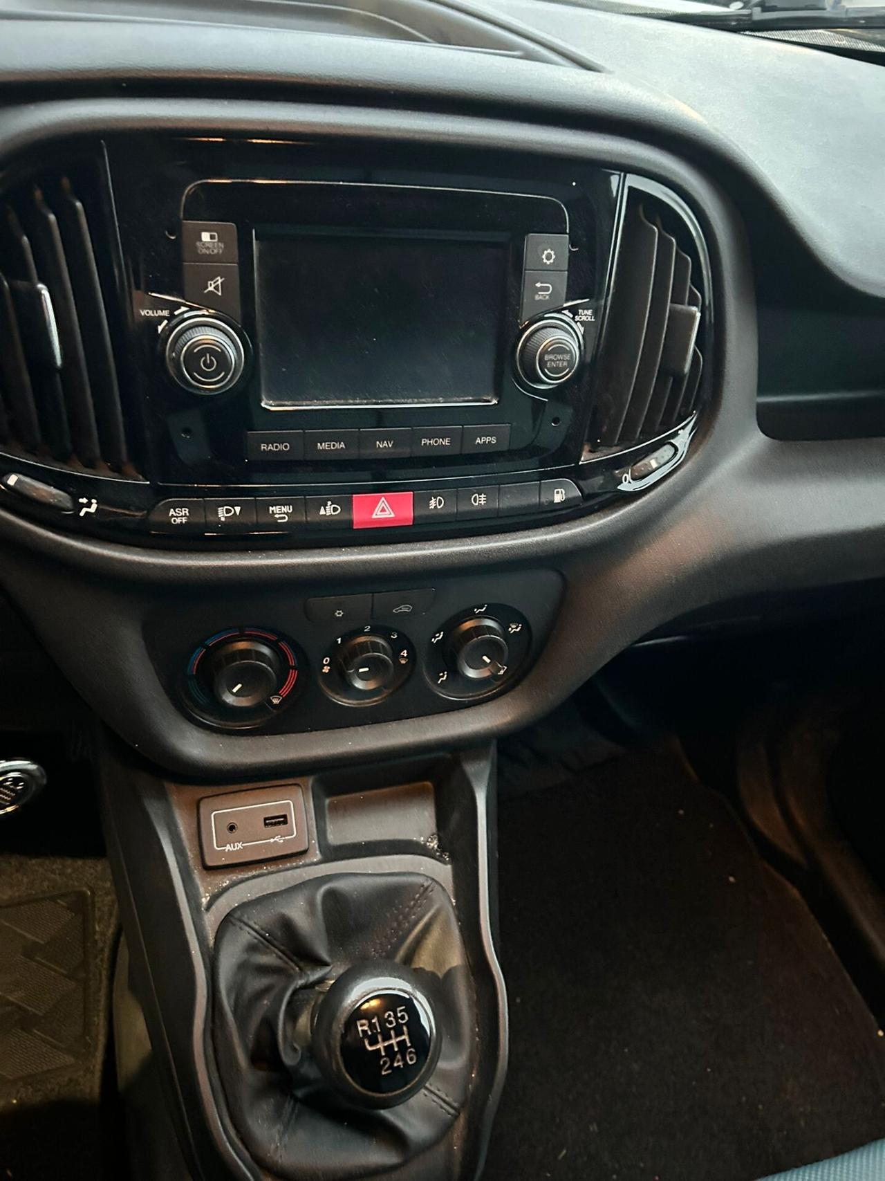 fiat doblo 1.4 metano GANCIO TRAINO 2017