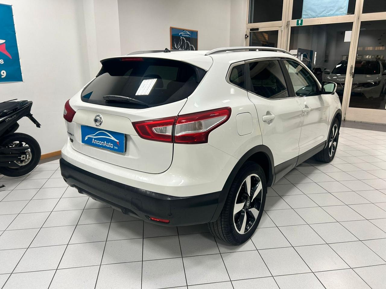 Nissan Qashqai 1.5 dCi FULL 2017