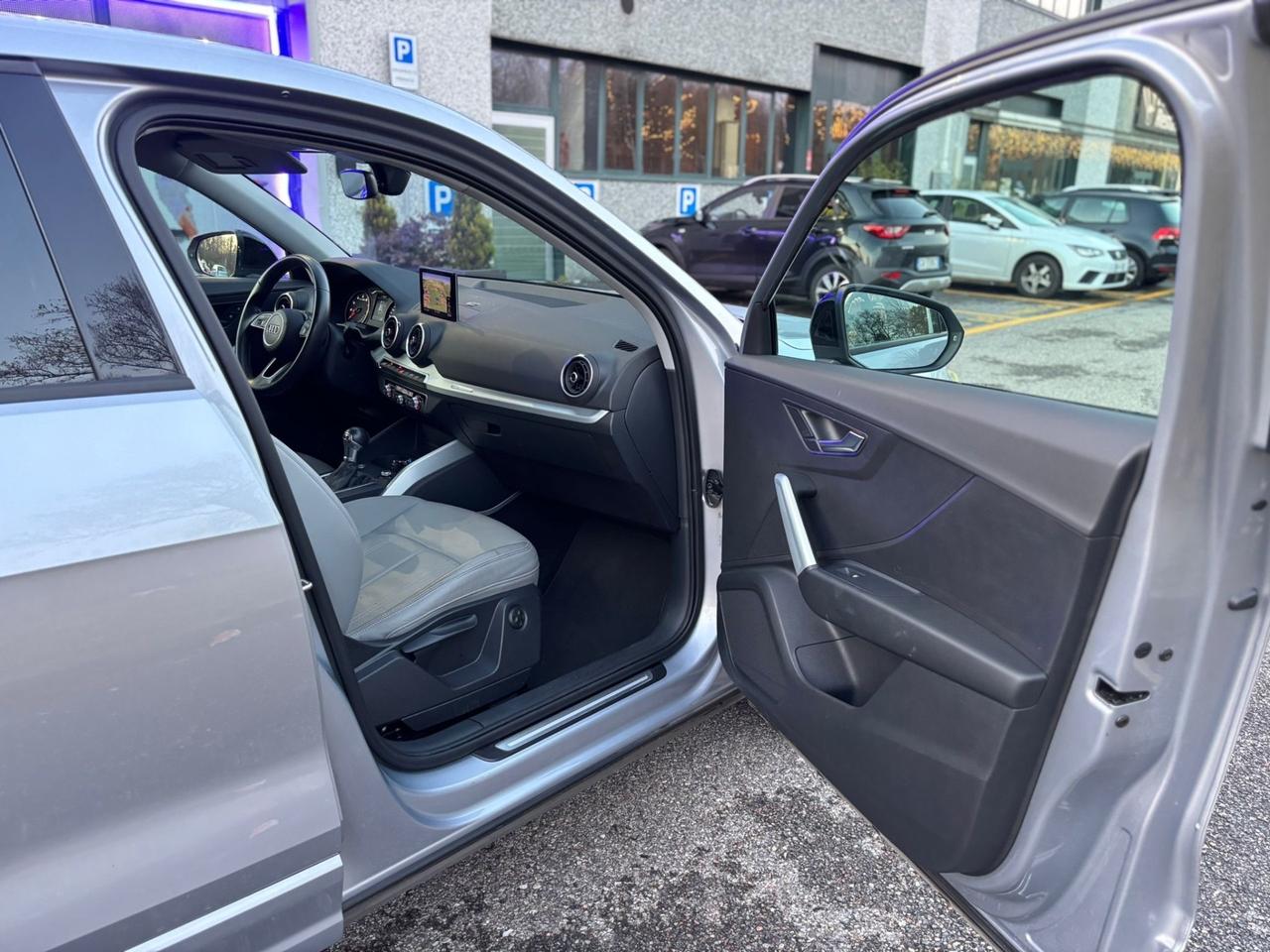 Audi Q2 35 TFSI S tronic Identity Black*SOLO 45000KM*